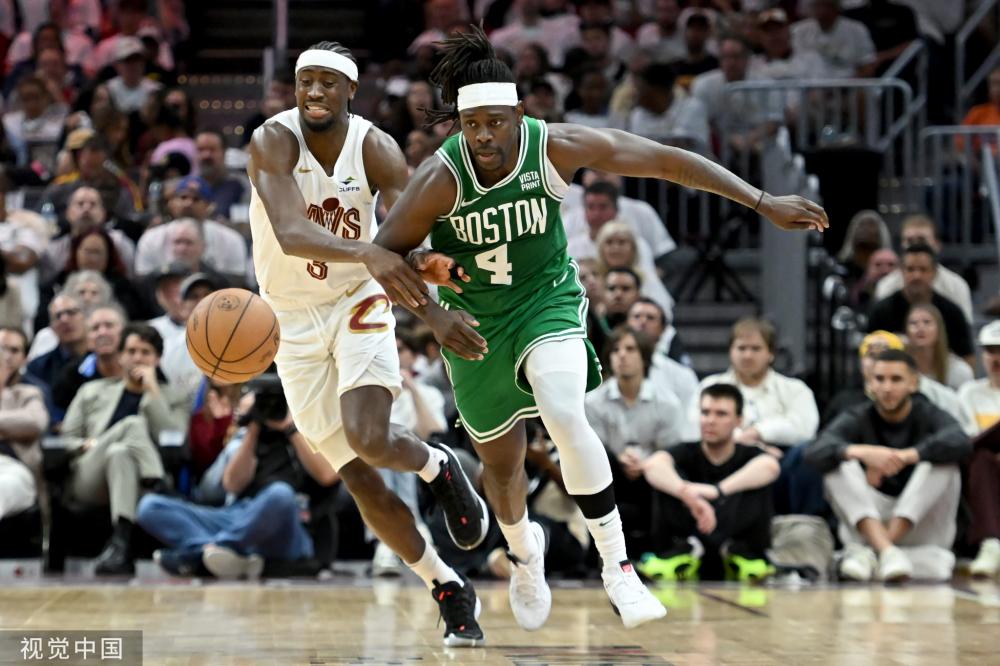 足球运动让 足球运动让